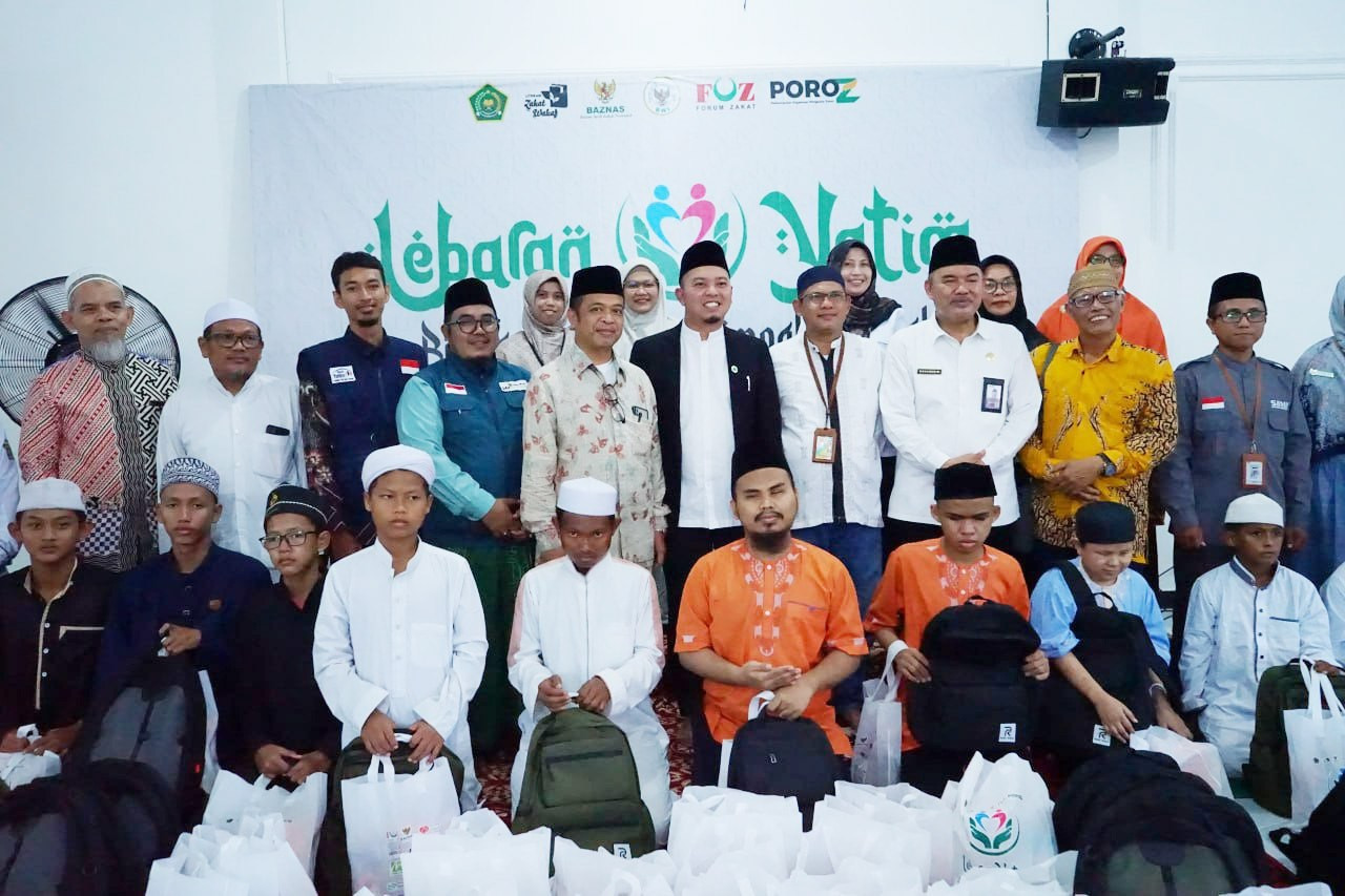 gambar GELAR LEBARAN YATIM di 34 PROVINSI, KEMENAG GANDENG BMI & 13 LAZ DALAM MEMPERINGATI 10 MUHARRAM